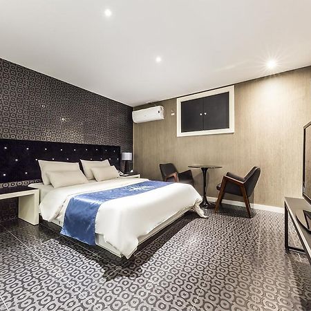 Cheonho Hotel The Blue 서울특별시 외부 사진