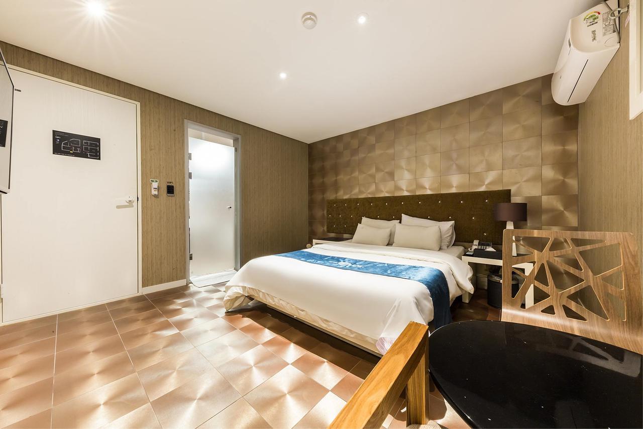 Cheonho Hotel The Blue 서울특별시 외부 사진