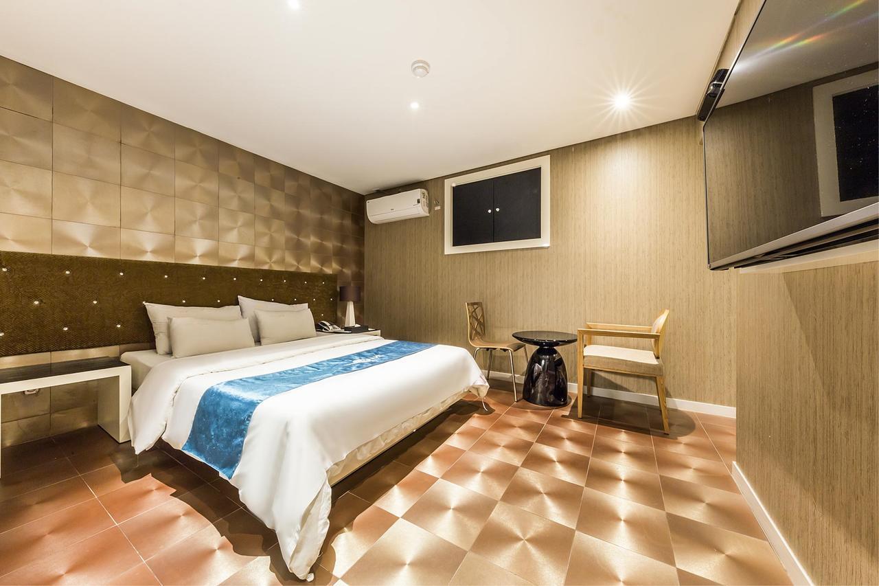 Cheonho Hotel The Blue 서울특별시 외부 사진