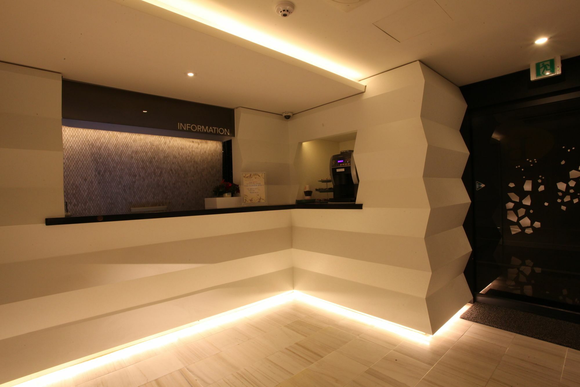 Cheonho Hotel The Blue 서울특별시 외부 사진