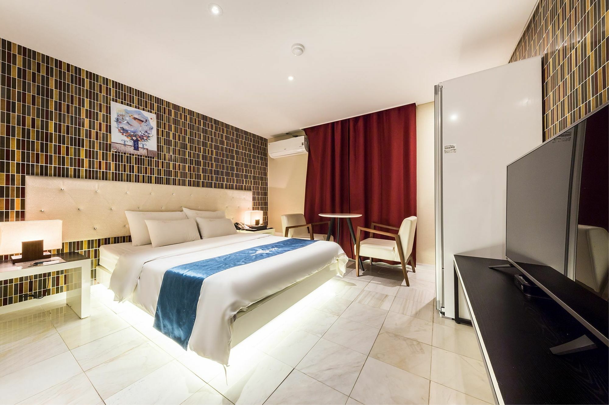 Cheonho Hotel The Blue 서울특별시 외부 사진