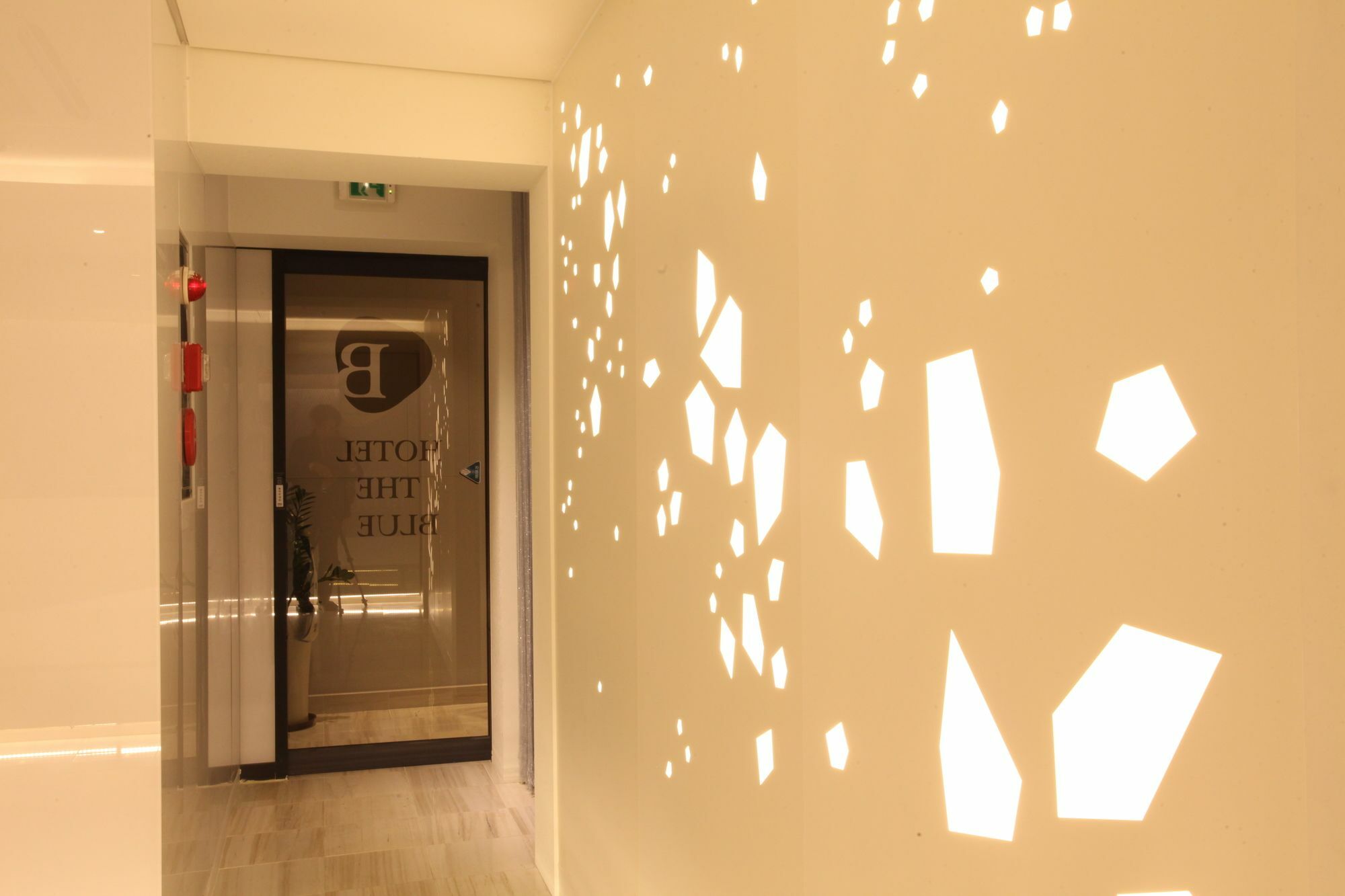 Cheonho Hotel The Blue 서울특별시 외부 사진
