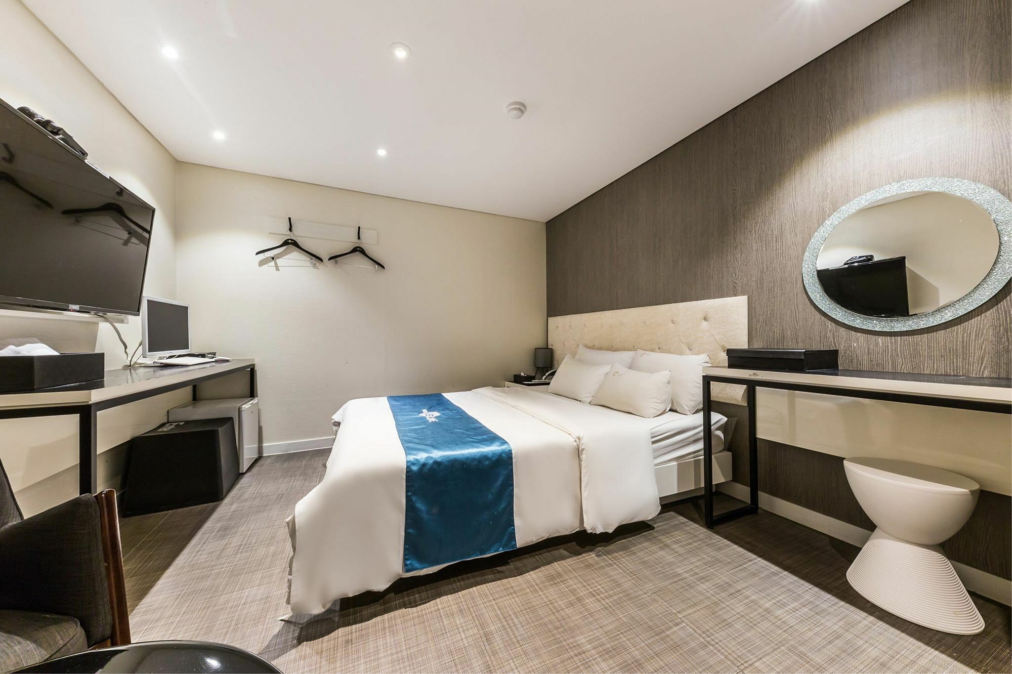 Cheonho Hotel The Blue 서울특별시 외부 사진